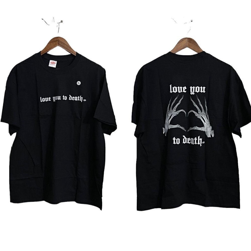 Petals And Peacocks Womens Black NWOT Oversized Love You To Death T-Shirt XL